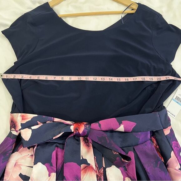 Plus Size Fit & Flare High Low Midi Dress Floral Belted Cap Sleeve Navy 20W NWT - Picture 6 of 13
